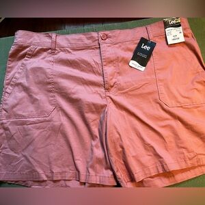 NWT Lee Women’s 22M Mallory Shorts